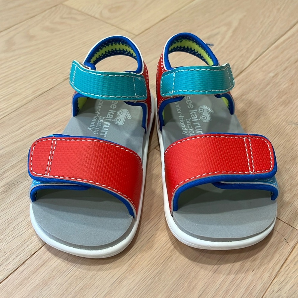 NWOT See Kai Run Logan toddler Sandals size 6T